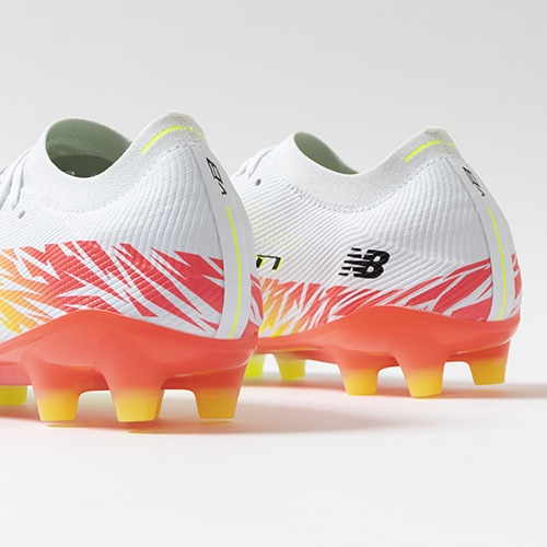 Furon v8 Elite HG（2Eモデル）／サッカーショップKAMO