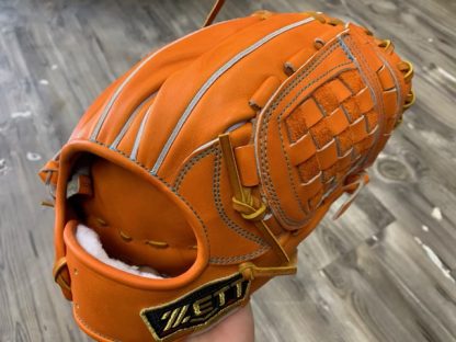 バカ売れ＞西武・源田選手のグラブについて « ﾍﾞｰｽﾎﾞｰﾙ北海道 ｽﾄﾗｲｸ