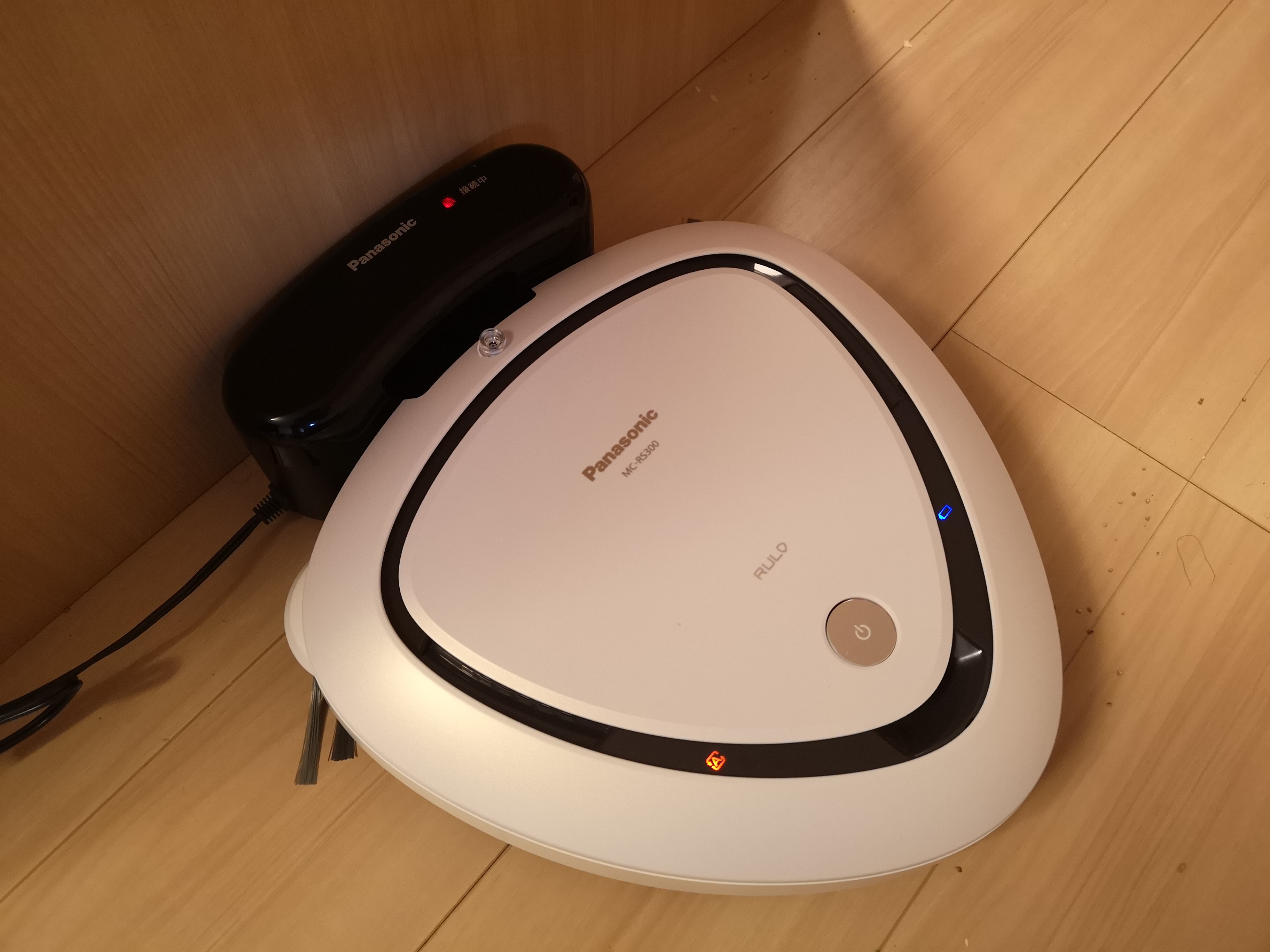 Panasonicのロボット掃除機RULO MC-RS300がやってきた!開封レビュー!