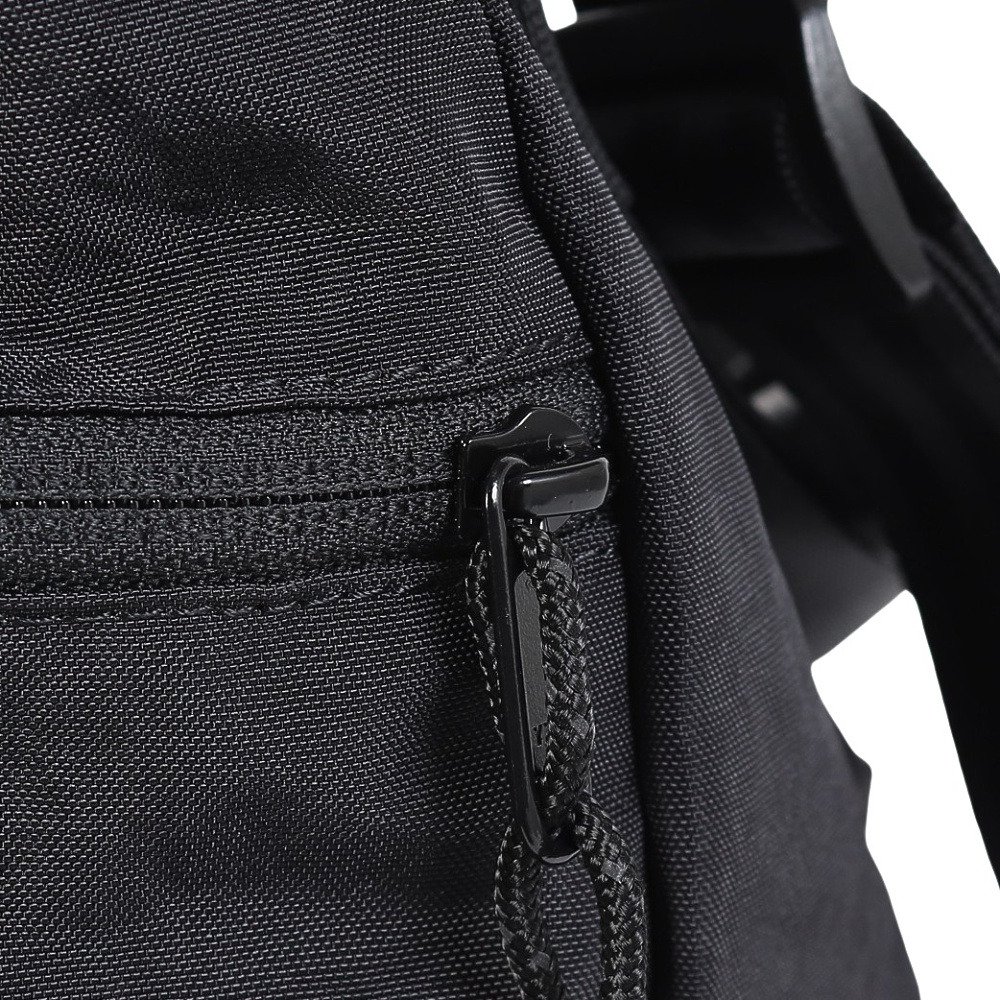 クロム（CHROME）（メンズ、レディース）NEWSPAPER メッセンジャー