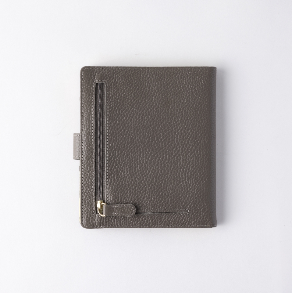 イタリアンレザーホスピタルケース｜Svelto スヴェルト