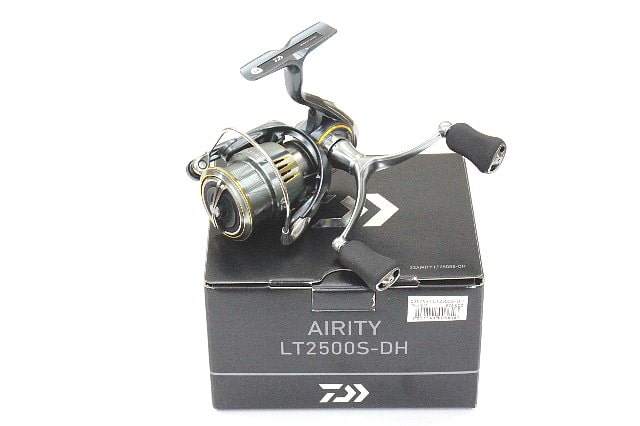 ダイワ 23 エアリティ LT 2500S-DH ダブルハンドル エギング ソルト
