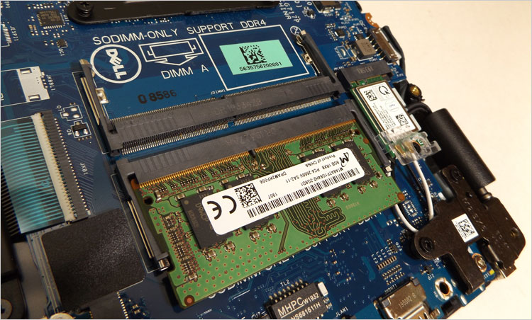 Core i5-10210U搭載、Vostro 14 3000 ノートパソコン（3490） レビュー