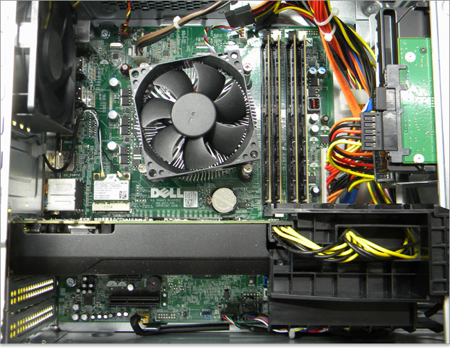 DELL XPS 8700の内部構成を調べる