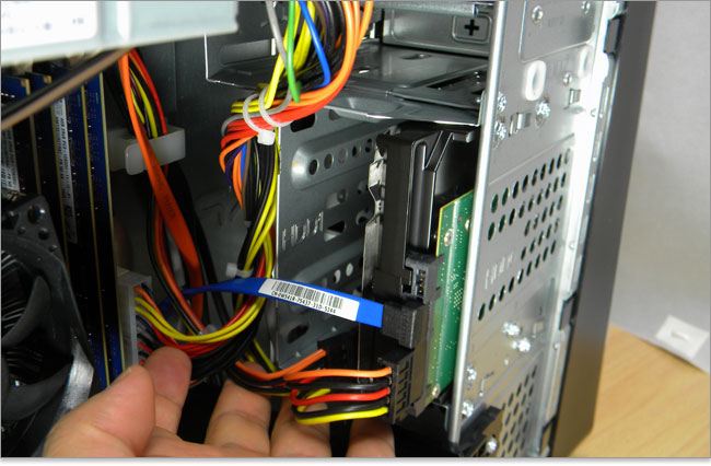 DELL XPS 8700の内部構成を調べる