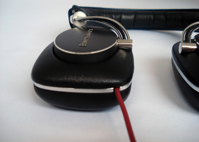 B&Wのヘッドホン「P5 Series2」用リケーブル「PEC/P5S2」 - PHILE WEB