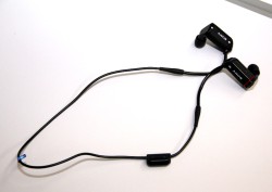 ソニー、ボックスレス型のBluetoothイヤホン「XBA-BT75」 - PHILE WEB