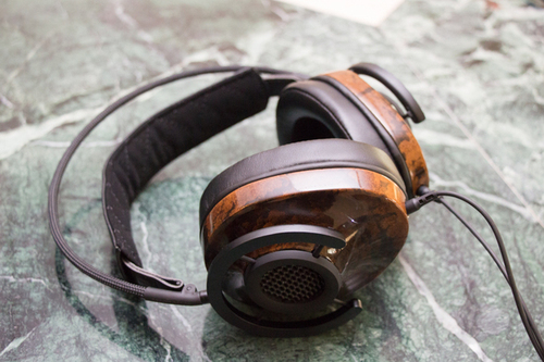 開発者インタビュー】AudioQuest「NightHawk」は技術革新でヘッドホン