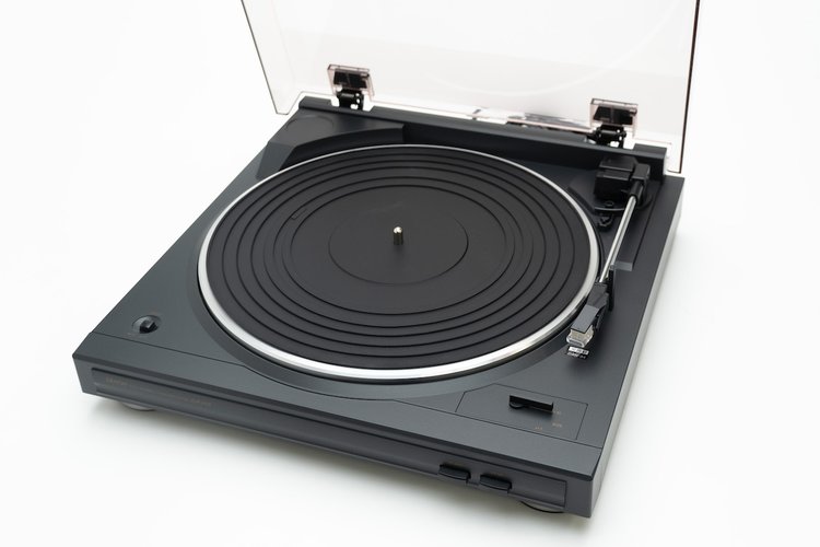 初めてのレコードプレーヤーならデノンがおすすめ！ お手頃3モデルの