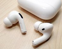 hideモデルの完全ワイヤレスイヤホン発売決定。Yellow Heartをモチーフ