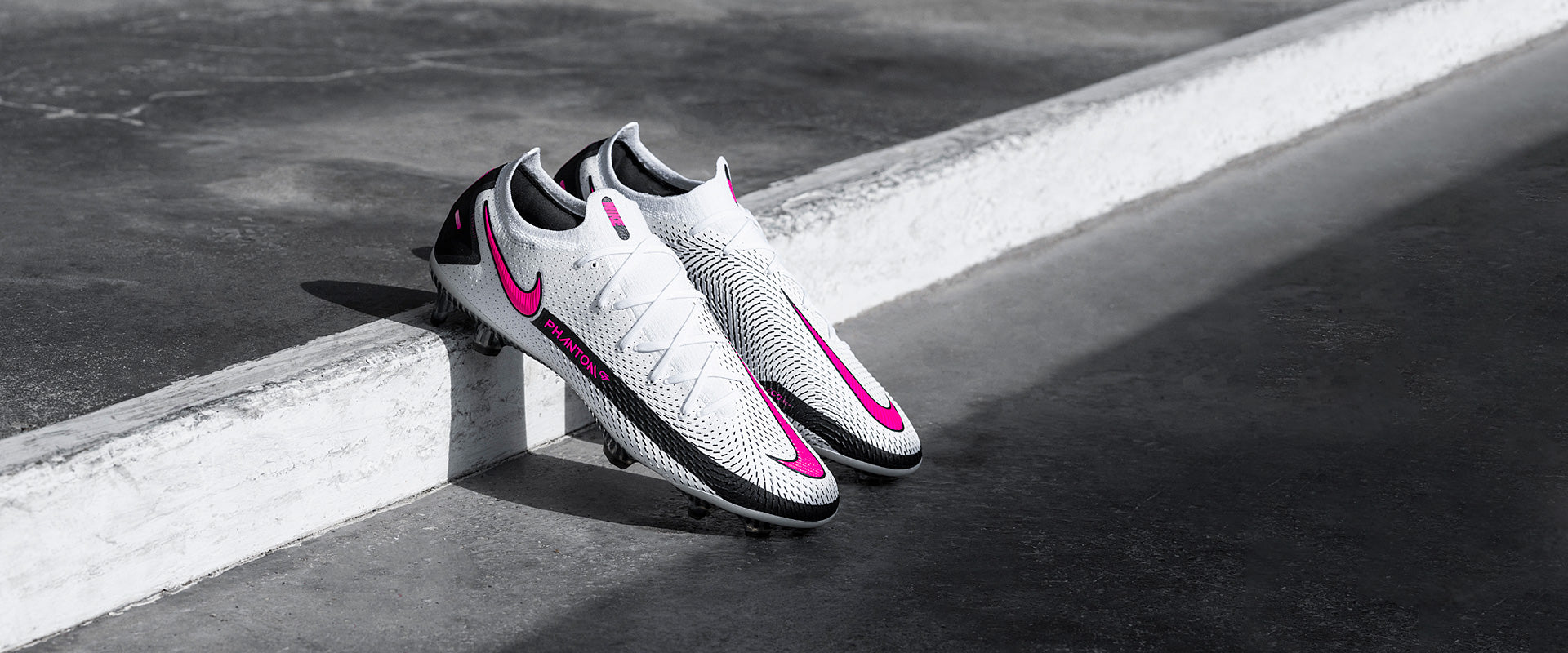 Nike Phantom GT Elite FG - White/Pink Blast/Black - Mens cleats