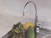 料理教室がお料理のことを考えてつくった浄水器ウォータークイーン