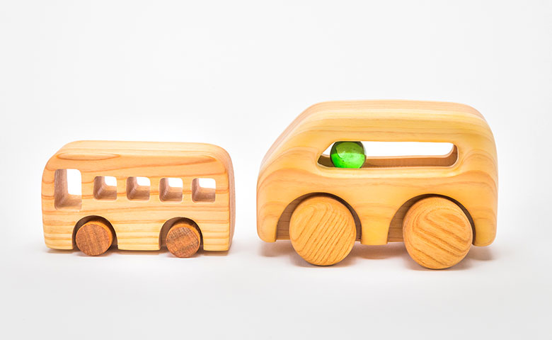 楽天市場】【木のおもちゃ はたらく飛行場】 名入れ可能 送料無料