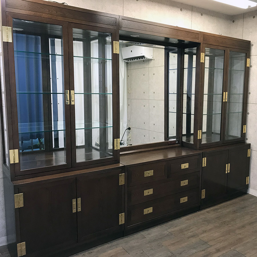 千葉県でカリモクドマーニ飾り棚を買取させて頂きました│リサイクル