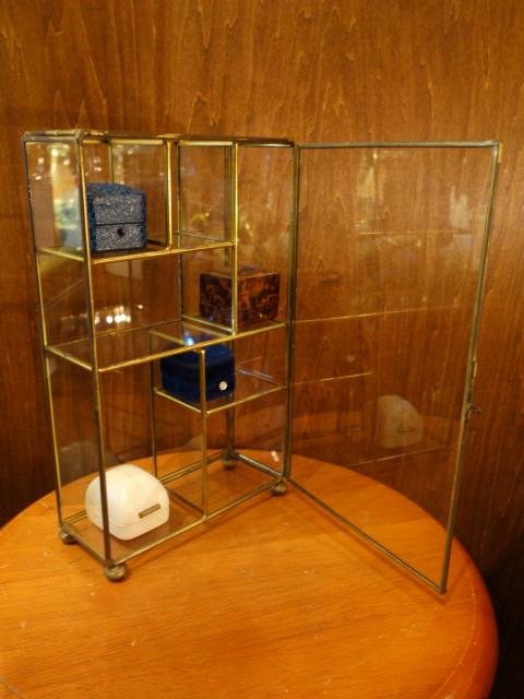 ビンテージガラスディスプレイケース通販 中目黒に実店舗あり LCM 7109