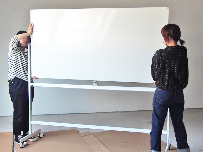 ホワイトボード両面（SHWBH2-1890BSWH2L）の組み立て | お客様相談室