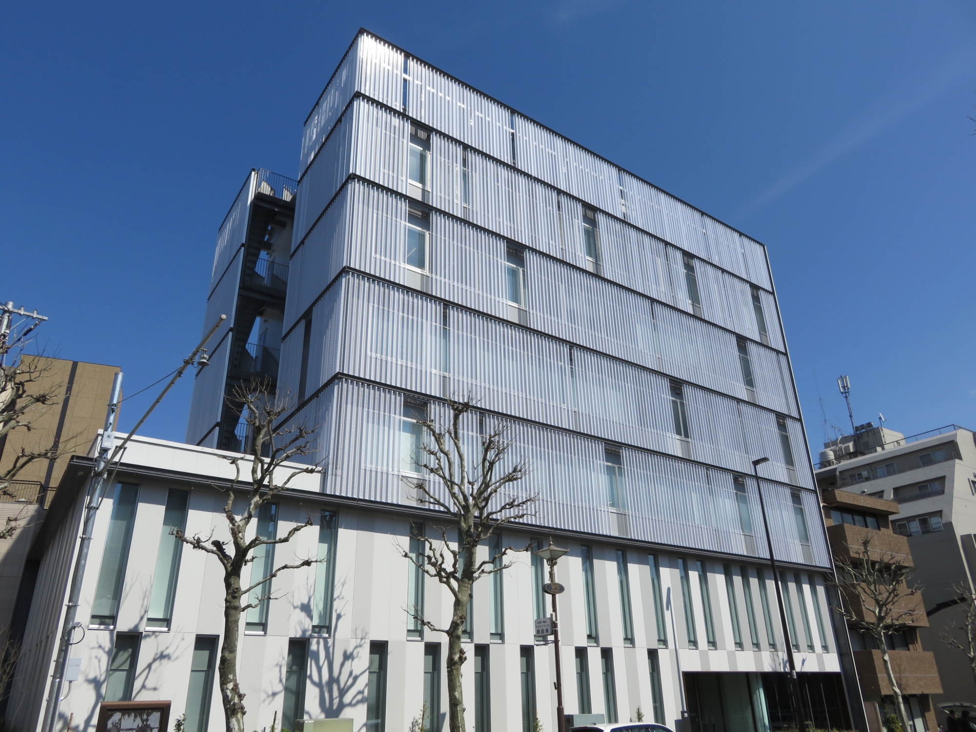 新29号館が完成しました – 早稲田大学