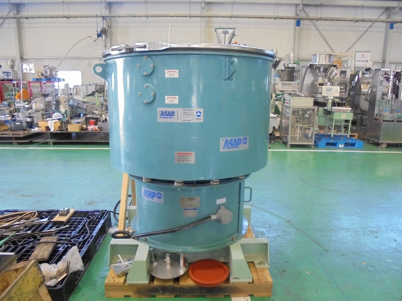 振動ミル(グランディングミル) | 在庫機器 | 中古粉体機器の販売