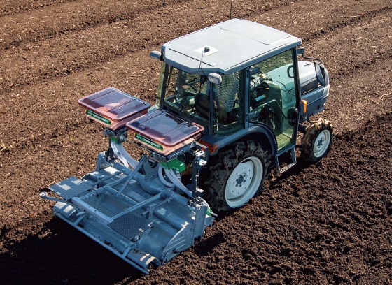 製品情報［肥料散布機 グランドソワーUX-GPシリーズ・農薬散布機