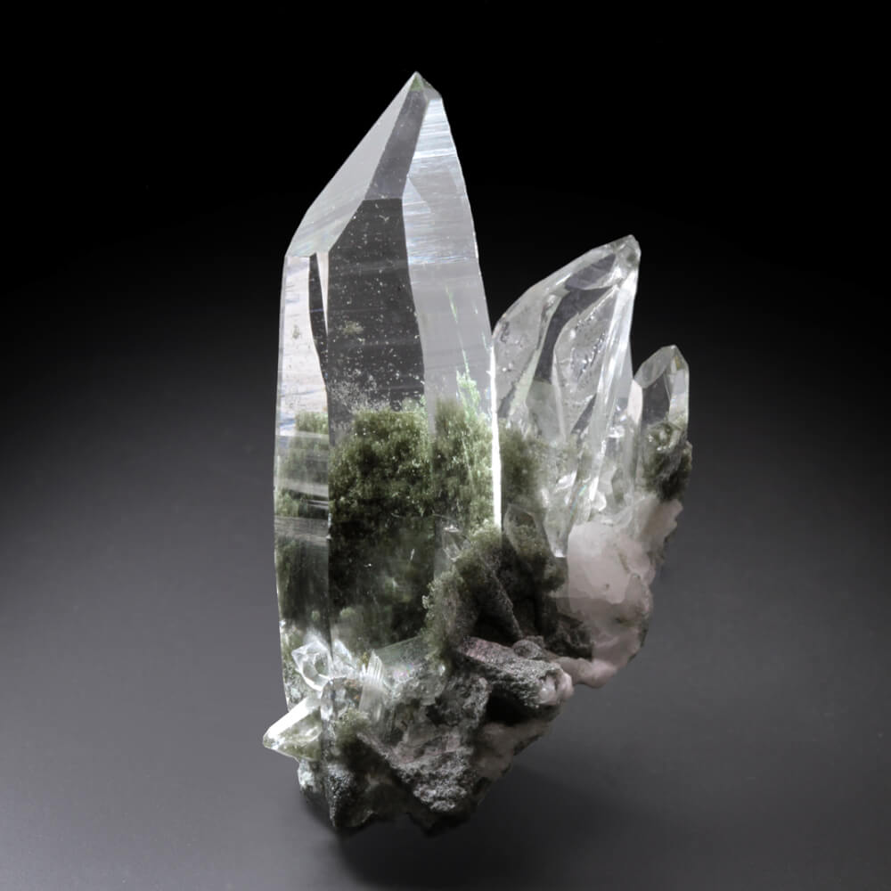 ヒマラヤ水晶専門店の効果が強すぎる？ 2025年版 |パワーストーン