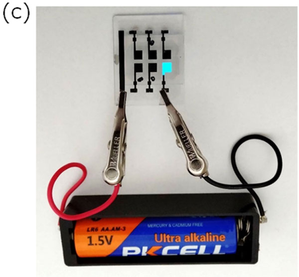 世界最小電圧で光る青色有機ELの開発に成功 有機ELディスプレイの
