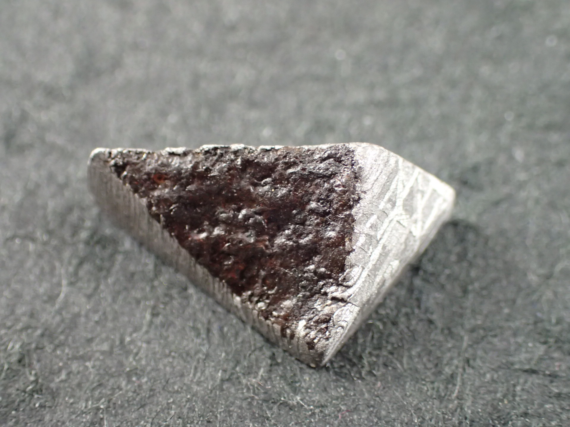 鉄ニッケル隕石（ギベオン） ｜石の販売専門店【vec stone club】