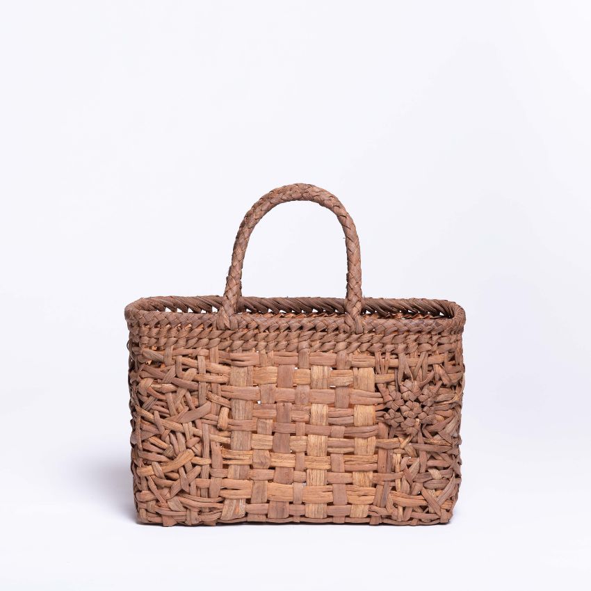 長野県大町市の山葡萄籠工房｜天然山葡萄籠の本格専門店