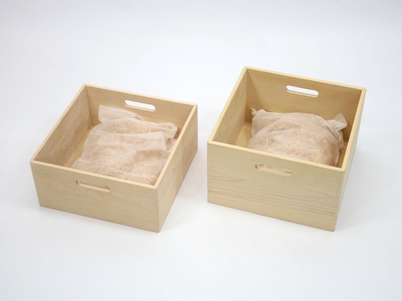 青森ヒバ製の食材貯蔵ボックス