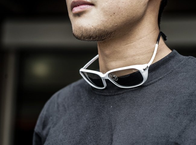 クセになるフィット感、軽くてズレないサングラス/ TITICACA | Zeque