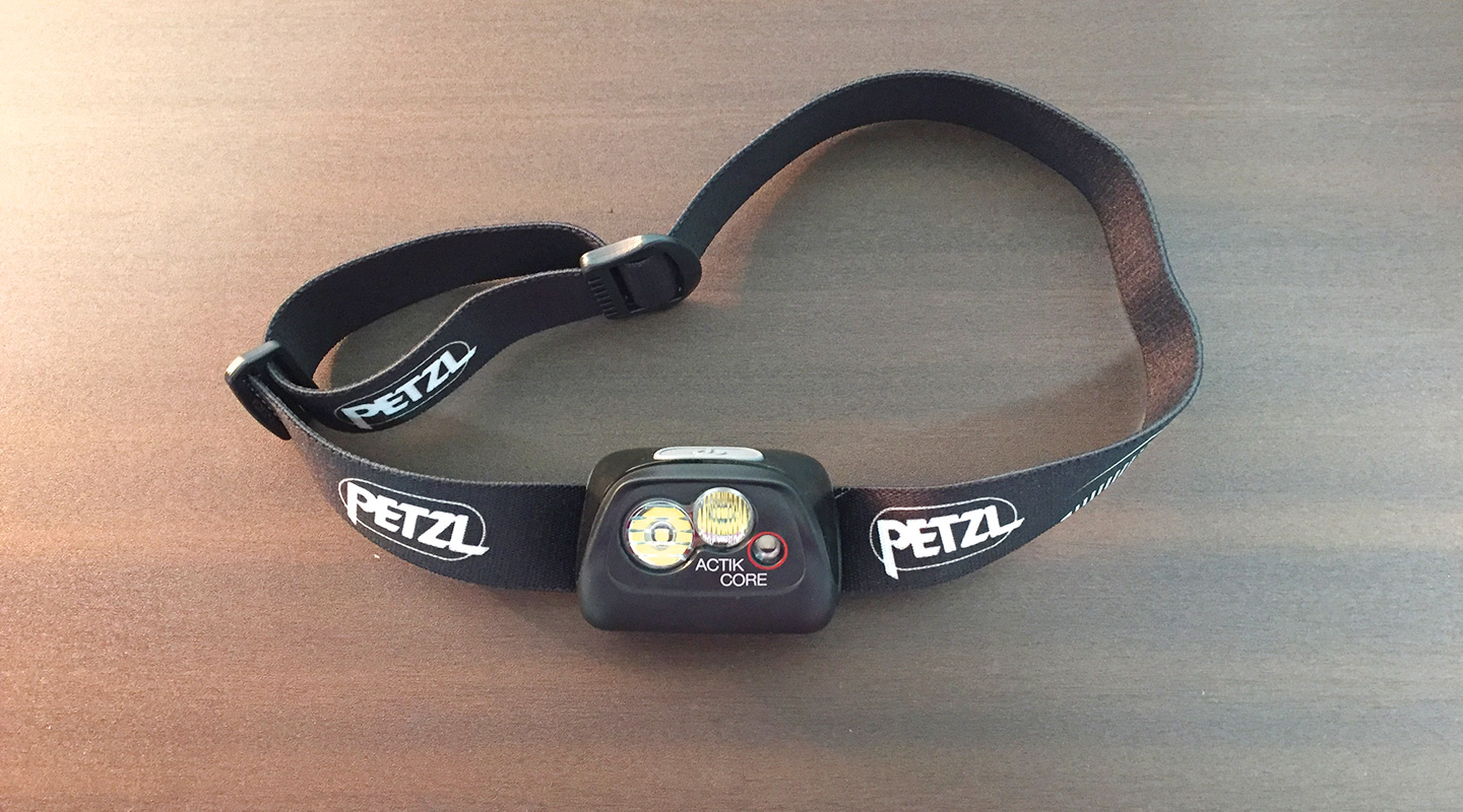 ペツルのUSB充電ができるヘッドライト アクティックコアのレビュー