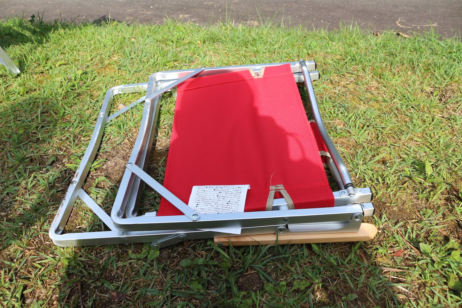 キャンプのイスは重要｜コールマンのコンパクトフォールディングチェア