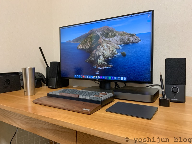 DELL U2720QM】ケーブル一本で映像出力と充電ができる27インチ4Kモニター