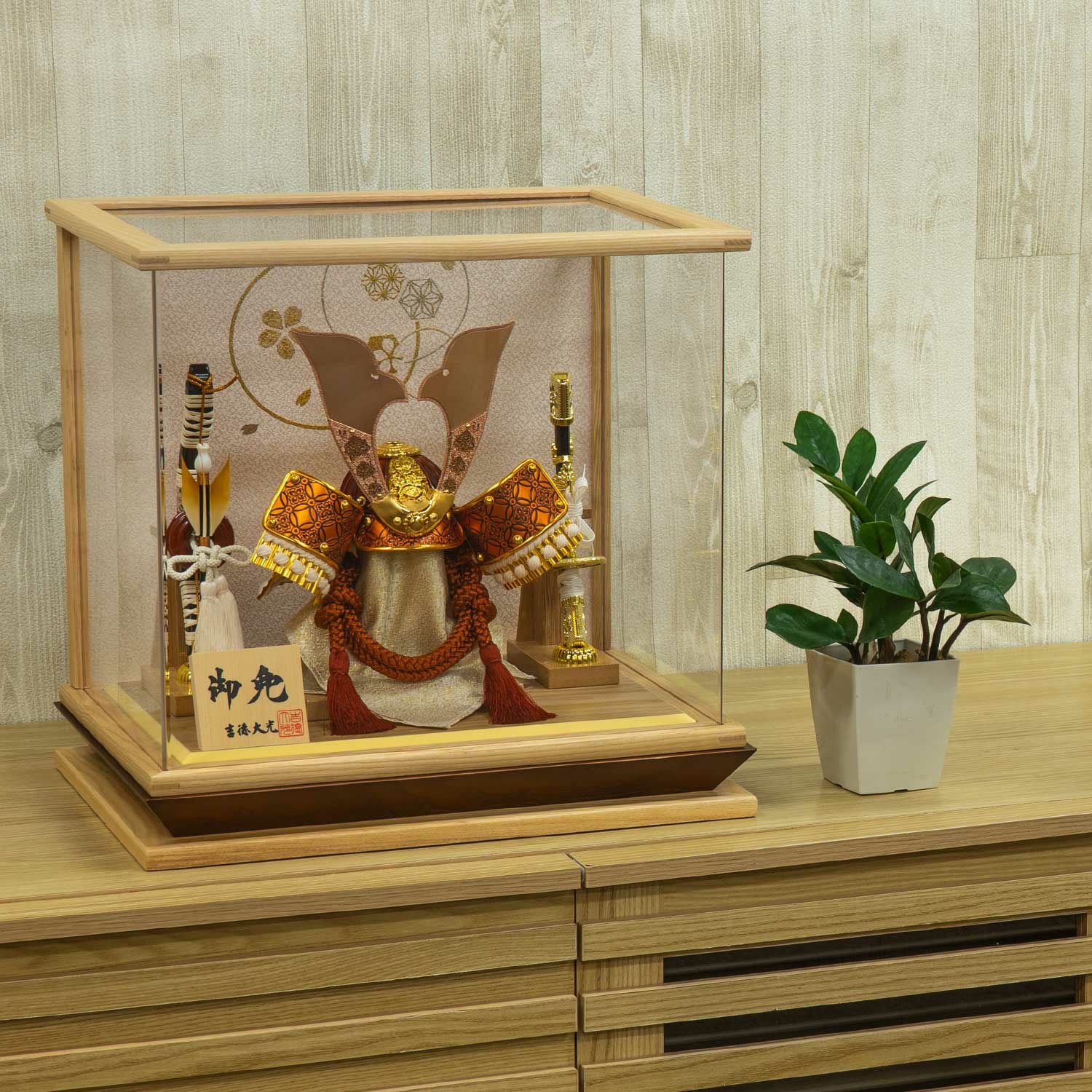 ケース入り飾り 商品一覧 | 雛人形（ひな人形）・五月人形の吉徳