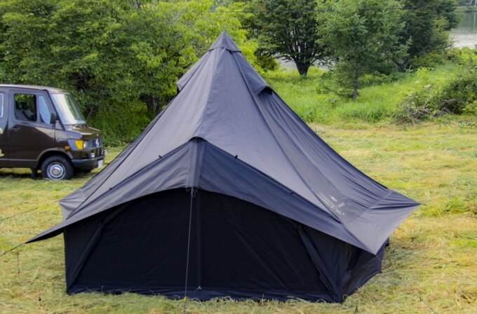 黒ピルツや黒グロッケが登場！カナディアンイーストとogawaのコラボ