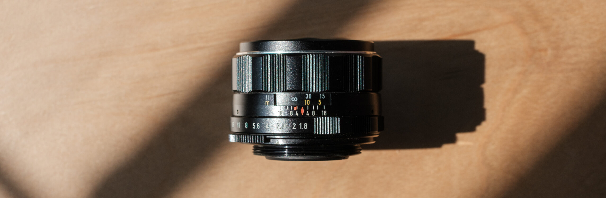 入門にして最高峰のオールドレンズ Super-Takumar 55mm F1.8[作例あり