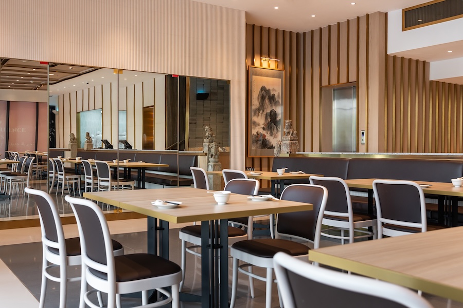 ドバイでお酒を飲める中華は貴重。世界最高峰の小籠包で有名なディン