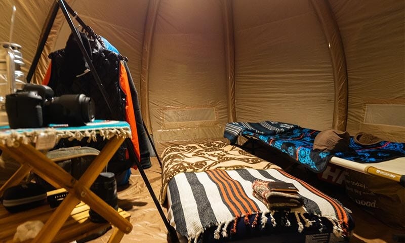 超個性的なハイランダーの蓮型テント『NAGASAWA』の2モデルが12月下旬