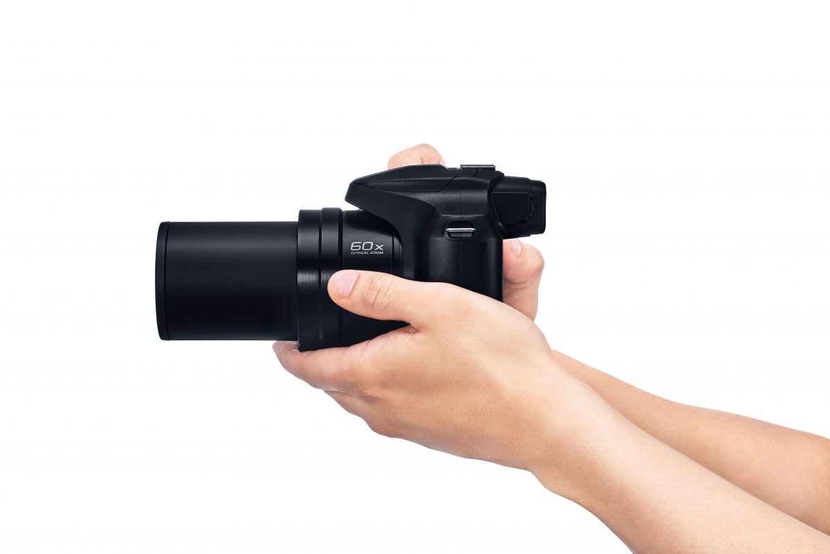 光学60倍ズーム搭載のパナソニック「LUMIX FZ85」が「LUMIX FZ85D