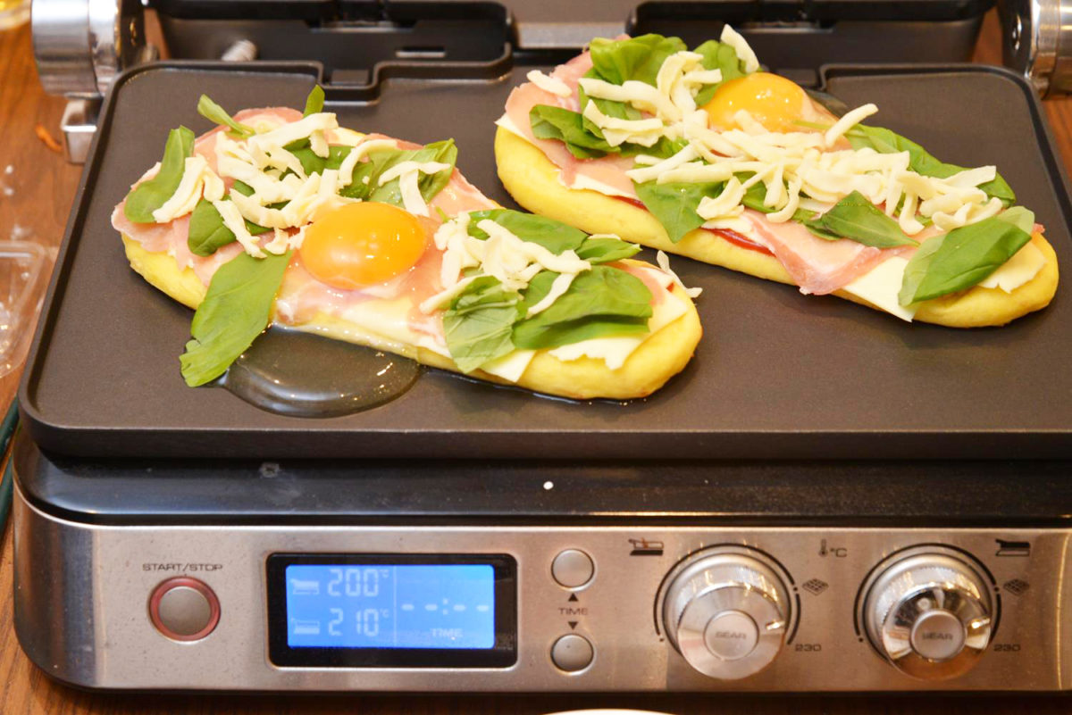 変形する「デロンギ マルチグリル」でガッツリ食材「これでもか」と