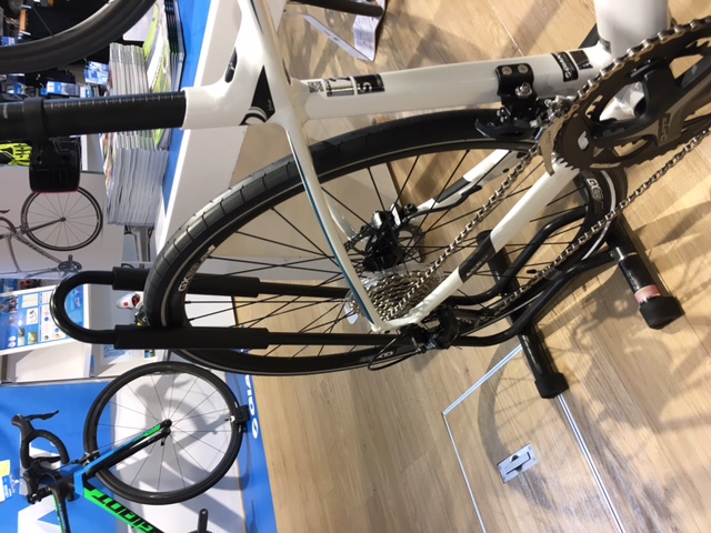 バイクスタンドのご紹介 ｜ ジャイアントストア広島宇品