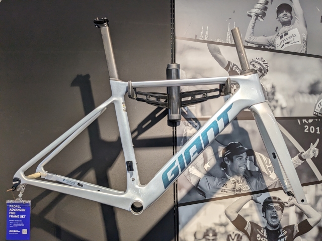 PROPEL ADVANCED PRO FS在庫あります！ ｜ ジャイアントストア国立