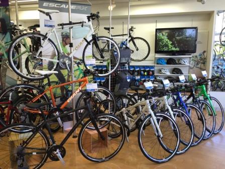 GIANT クロスバイク徹底比較♪ 其ﾉ参 ESCAPE RXシリーズ編