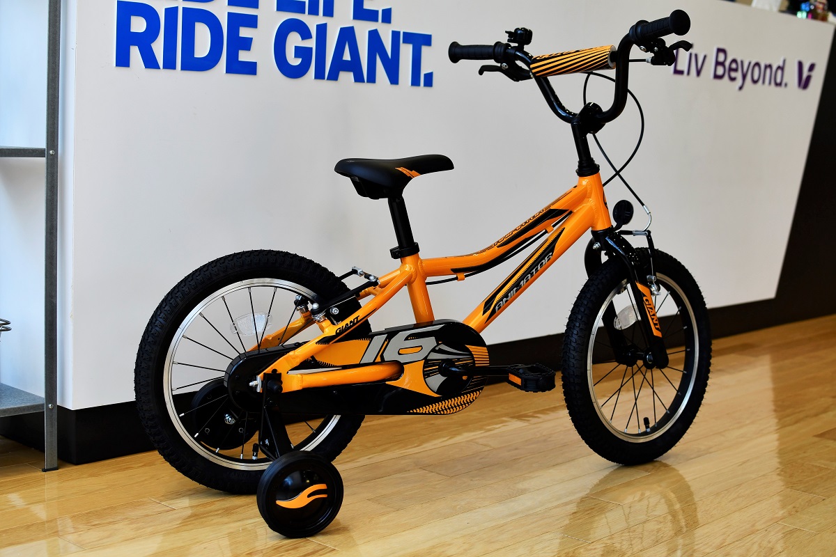 GIANT」男の子向けキッズバイク ｜ ジャイアントストア大阪