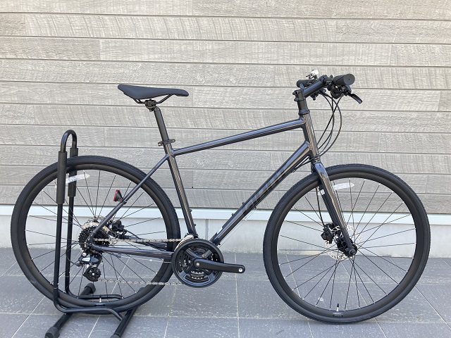 🆕クロスバイク】2025モデルが続々入荷しております！【ESCAPE R DISC