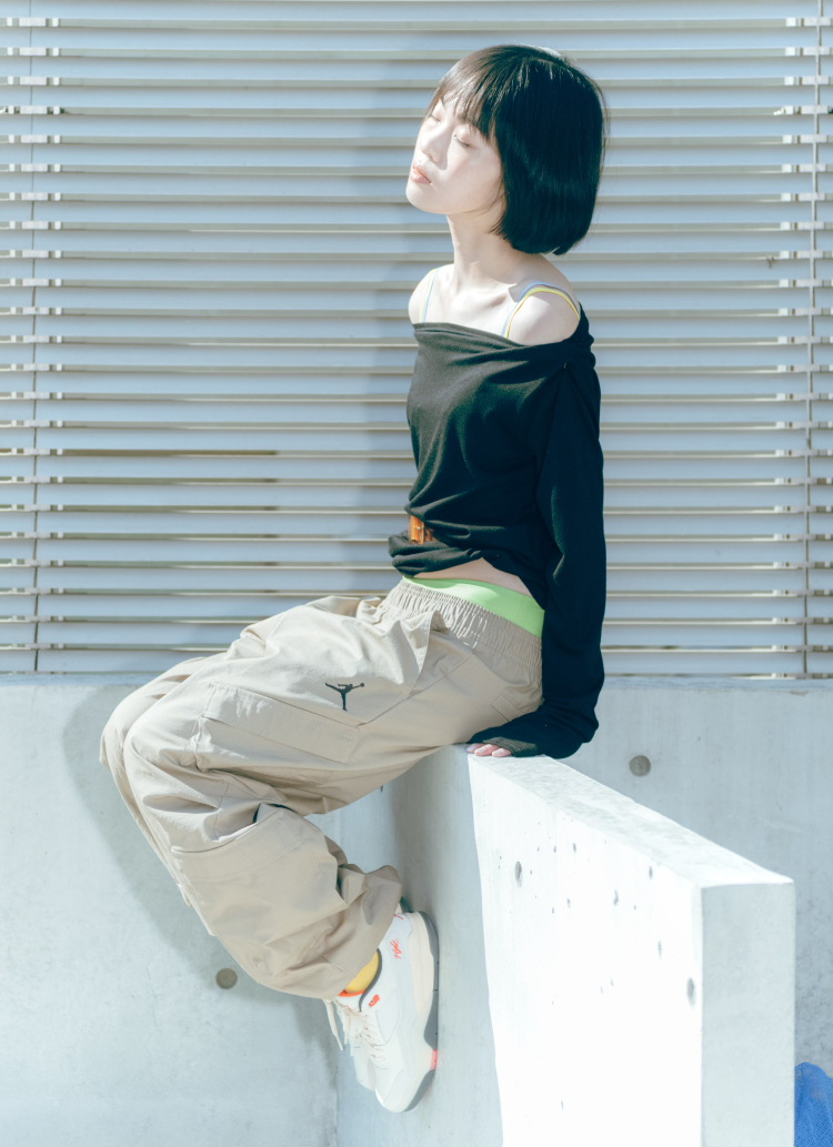 芝の王者ロジャー・フェデラーと、ナイキのコラボレーションスニーカー