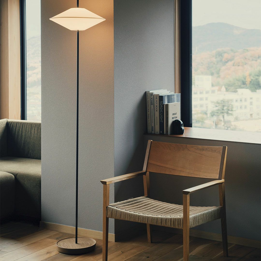 Clamp［クランプ］｜フロアスタンドライト・照明｜Narrative - graf