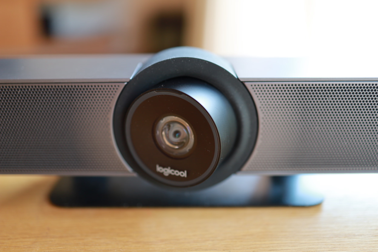 ロジクール MEETUP レビュー】120°の広角レンズに4K対応したWebカメラ