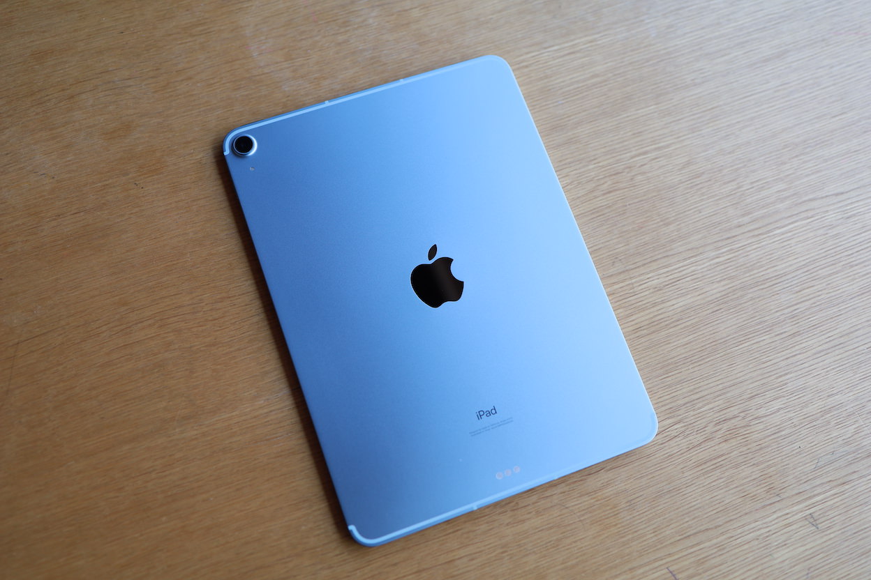 第4世代iPad Air レビュー】万人ウケする10.9インチiPad！タッチIDで