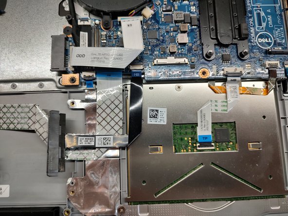 Dell Inspiron 5570 メモリとスレージのアップグレード - iFixit 修理