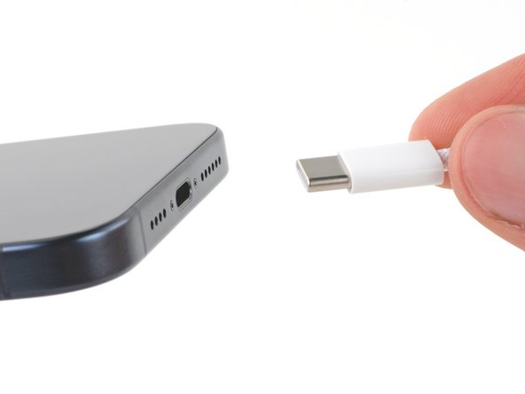 iPhone 15 Pro Max バッテリーの交換 - iFixit 修理ガイド